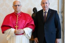 Папата Лав XIV го прими претседателот на Република Алжир