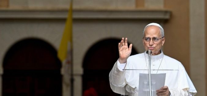 Папа Лав XIV: Општото добро на народот е на прво место во мировните преговори