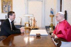 Папата го прими израелскиот претседател Херцог: Потребно е итно примирје во Газа и дозвола за влез на хуманитарната помош