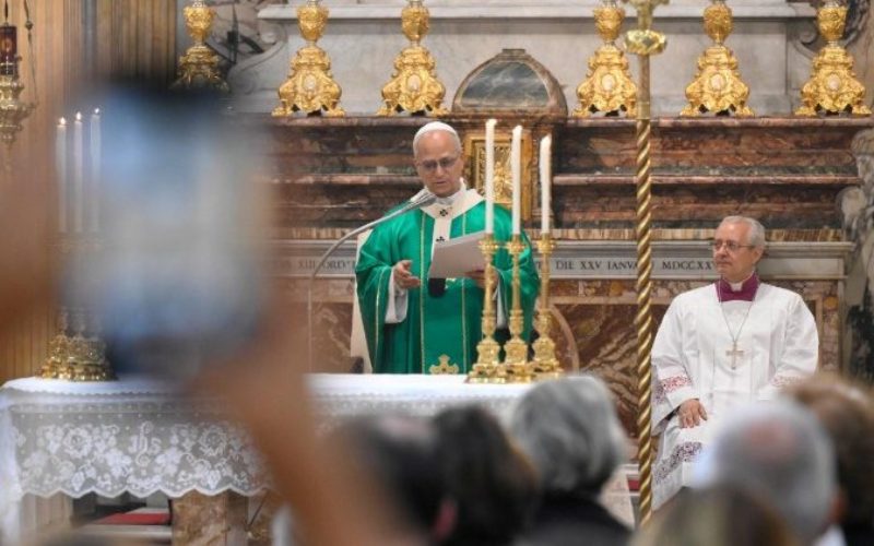 Папа Лав XIV: Владетелите нека не го претвораат богатството во оружје што ги уништува народите