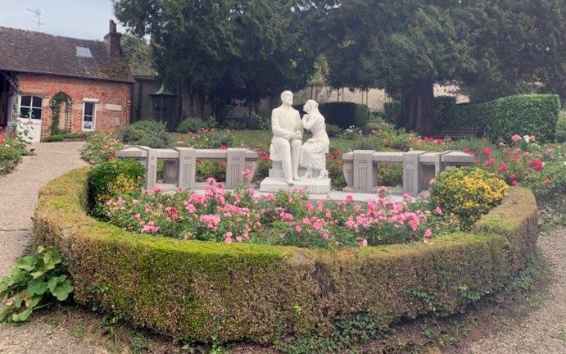Папа Лав XIV: Светите Луј и Зелија Мартин — спротивно на негативните модели на заедништво
