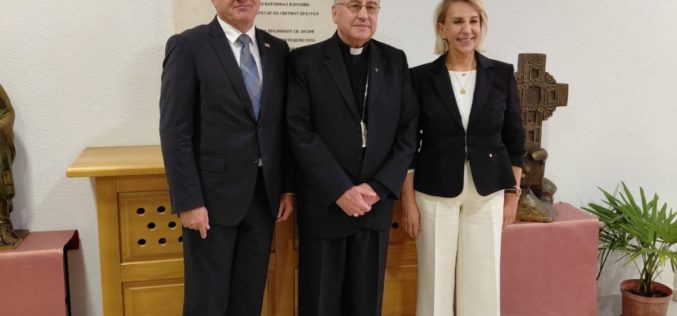 Бискупот Стојанов го прими Звонимир Милас, државен секретар во Владата на Република Хрватска за Хрватите надвор од Хрватска