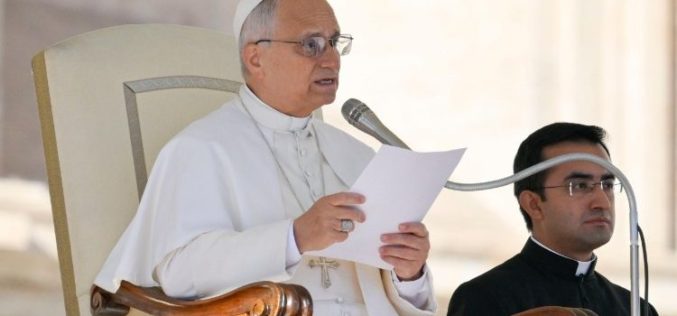 Папата Лав: Молете се за жртвите на војната, не заборавајте го народот на Мјанмар