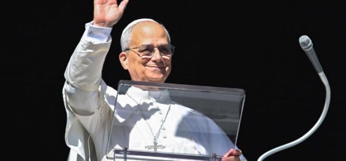 Папа Лав XIV. Нашата кршливост и грешки не го спречуваат Бога да нè сака