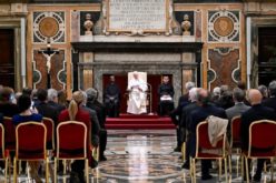 Лав XIV: Потребни ни се политики што го штитат достоинството на малолетниците во ерата на вештачката интелигенција