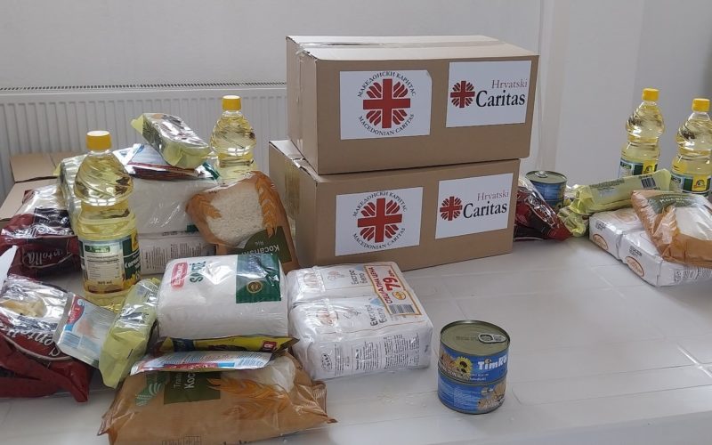 Во пресрет на 9. Светски ден на сиромашните парохијата „Раѓање на Свети Иван Крстител“ Струмица со помош на лицата во потреба