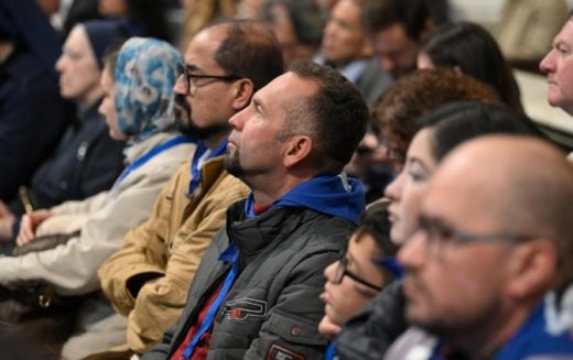 Лав XIV: Водачите на народите мора да го слушнат плачот на сиромашните, бидејќи нема мир без правда