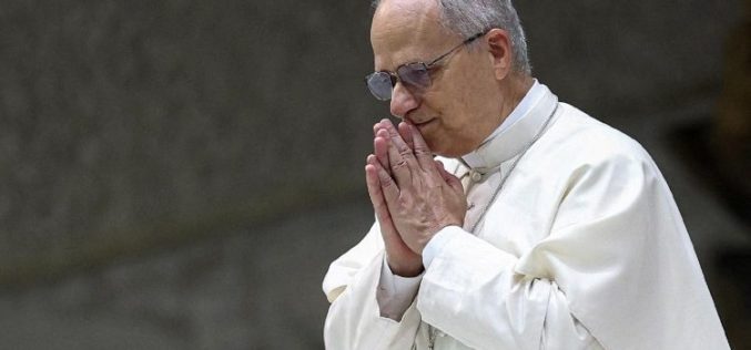 Папата: Не смееме да се навикнеме на војна и уништување