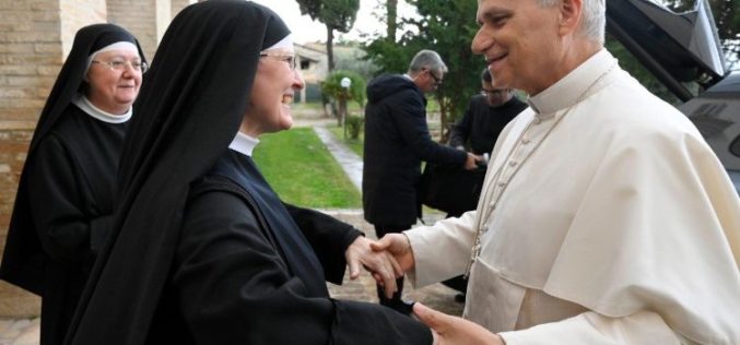 Папата Лав XIV го посети августинскиот манастир во Монтефалко