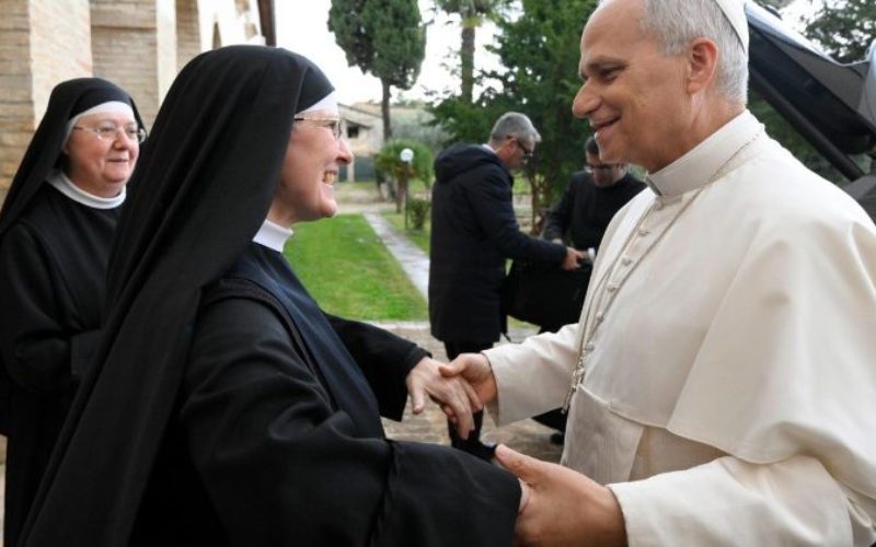 Папата Лав XIV го посети августинскиот манастир во Монтефалко