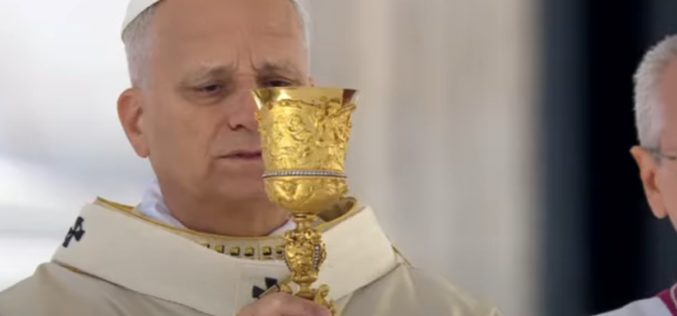 Папата ги повика хоровите да бидат симболи на единството и љубовта на Црквата