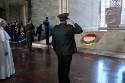 Папата Лав XIV го посети мавзолејот на Ататурк во Анкара