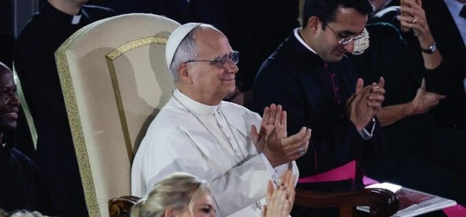 Папата: Музиката ги поврзува небото и земјата