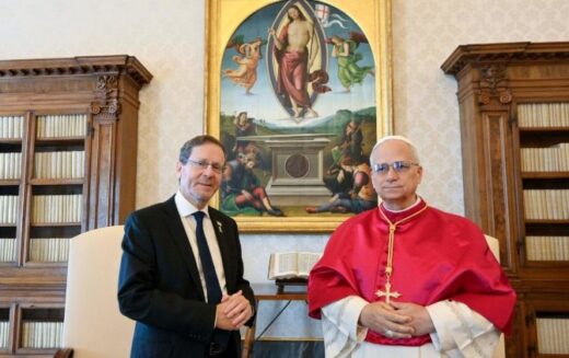 Папата во разговор со претседателот Херцог повторно ги осуди сите форми на антисемитизам