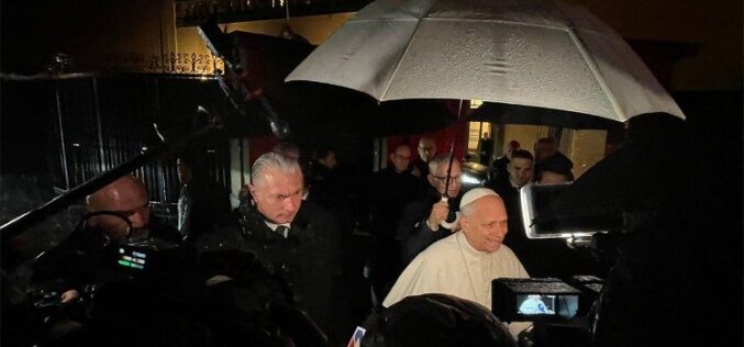 Лав XIV повика на 24-часовно примирје во целиот свет на Божиќ