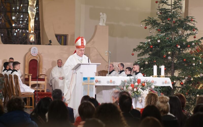 Божиќна порака на Скопскиот бискуп и Струмичко-скопски епарх монсињор д-р Киро Стојанов