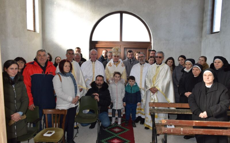 Епископот Стојанов ги затвори Јубилејните врати во Паљурци