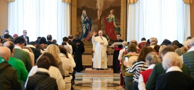 Папата прими ходочесници од Шпанија: Молитва, работа и љубов кон сиромашните