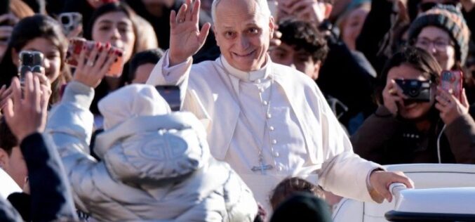 Генерална аудиенција: Преминувајќи од старата во новата година, да му довериме сè на Бога