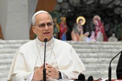 Папата: Сметам на вас кардиналите, сакаме да бидеме Црква која не се гледа само себеси