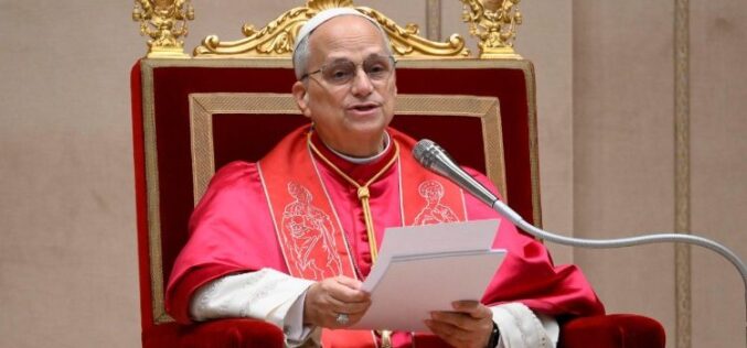 Папата Лав XIV до дипломатскиот кор: Човековите права и слобода се загрозени, војната го загрозува глобалниот мир