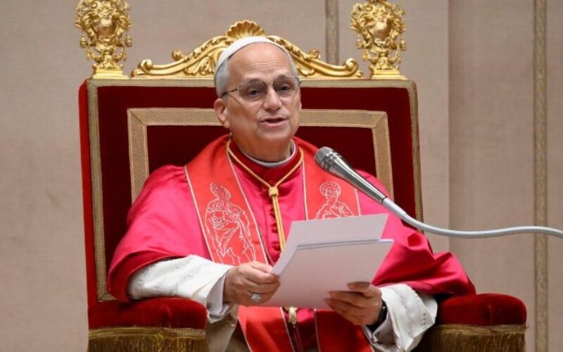 Папата Лав XIV до дипломатскиот кор: Човековите права и слобода се загрозени, војната го загрозува глобалниот мир
