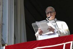 Папата: Дијалогот и мирот трпеливо нека се негува во Иран и Сирија