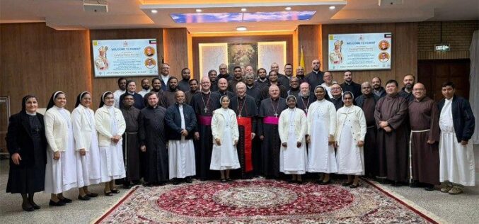 Кардинал Паролин во посета на Кувајт