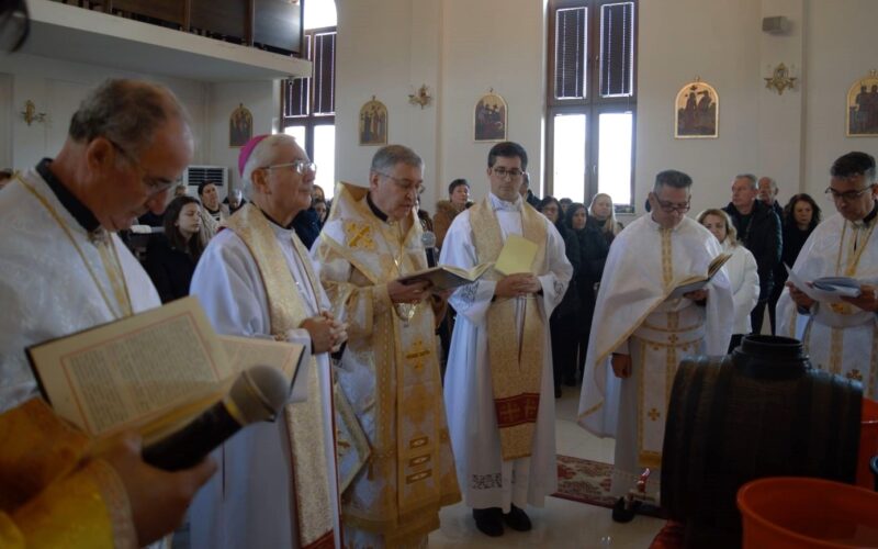 Богојавление во Струмица: Архиерејска Литургија и водосвет со епископот Стојанов и Апостолскиот нунциј Суриани