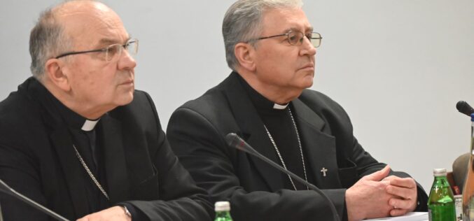 Бискупот Стојанов учествува на пленарното заседание на Меѓународната бискупска конференција „Свети Кирил и Методиј“