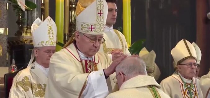 Бискупот Стојанов сослужува на бискупската хиротонија на двајцата загрепски помошни бискупи