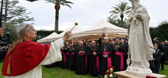 Папата: Света Роза од Лима е светол пример за нашиот повик на светост