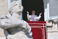 Папата Лав: Во мрачната историја, блаженствата се светлина што го обновуваат животот