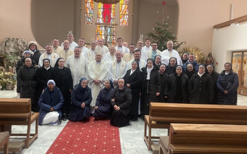 Скопје: Прославен Денот на богопосветените лица