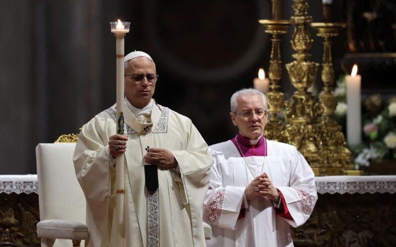 Папата Лав на Денот на богопосветниот живот: Дури и таму каде што рика оружјето, вие сте сведоци на Исус