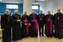 Епископот Стојанов присуствува на востоличувањето на бискупот Румен Станев