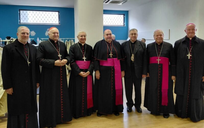 Епископот Стојанов присуствува на востоличувањето на бискупот Румен Станев