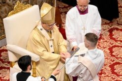 Папата до шпанските свештеници: „Бидете свети и поистоветете се со Христос“