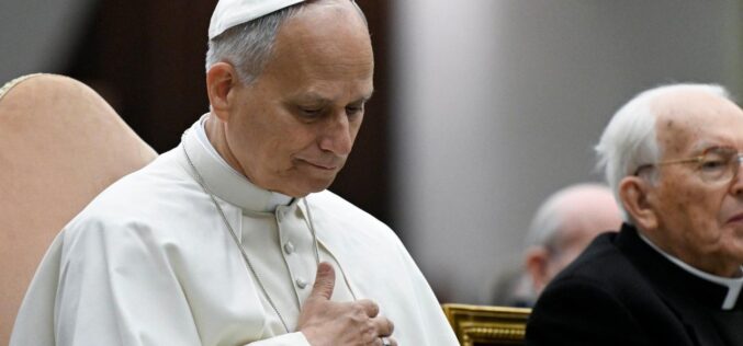 Папата: Иднината на човештвото е во братството, а не во воените стратегии