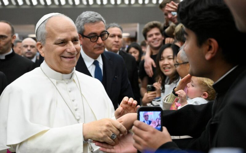 Генерална аудиенција: Божјото Слово одговара на нашата жед за смисла и вистина