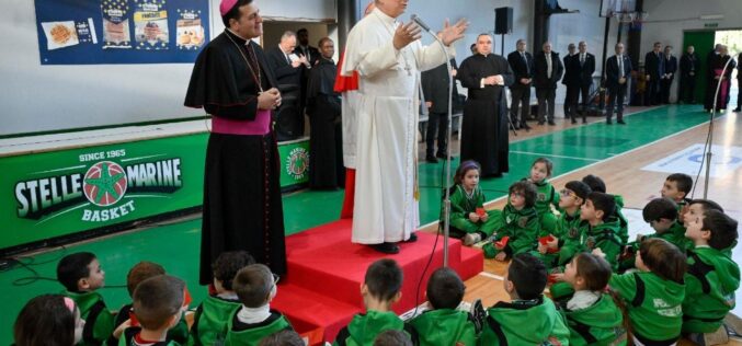 Папата во Остија: Потребен е христијански одговор на злото и насилството