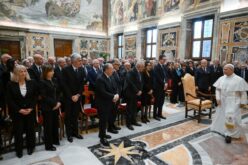 Папата: Граѓанската слога им овозможува на сиромашните да бидат прифатени, а услугите да стигнат до сите