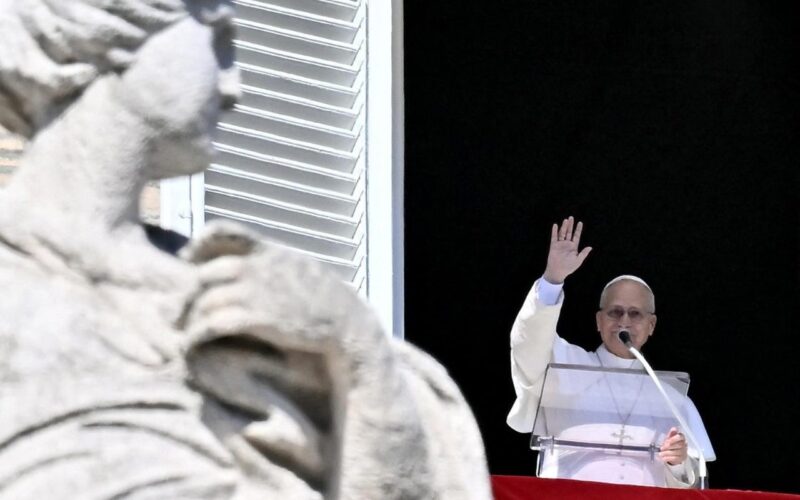 Ангел Господов: Великиот пост, пат осветлен со светлина. Да направиме место за тишина и слушање