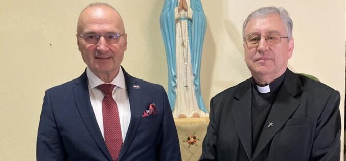 Бискупот Стојанов се сретна со министерот за надворешни и европски работи на Република Хрватска, д-р Гордан Грлиќ Радман