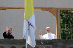 Папата до украинскиот претседател: Нека престанат непријателствата и нека се постигне праведен и траен мир
