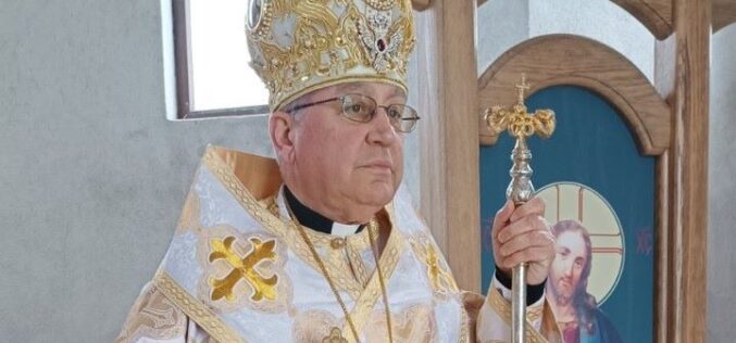 На Велигден епископот служеше во Паљурци
