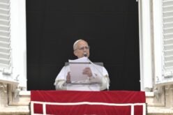 Царице небесна: Верата не е секогаш лесна, Евхаристијата е неопходна