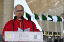 Папата во Алжир: „Иднината им припаѓа на мажите и жените на мирот“