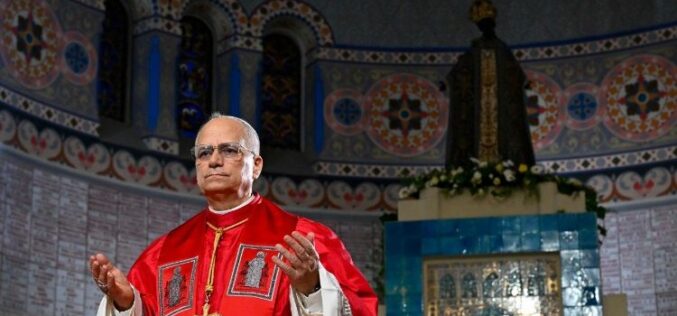 Папата до алжирската заедница: Молитвата, милосрдието и единството се неопходни за христијанското присуство