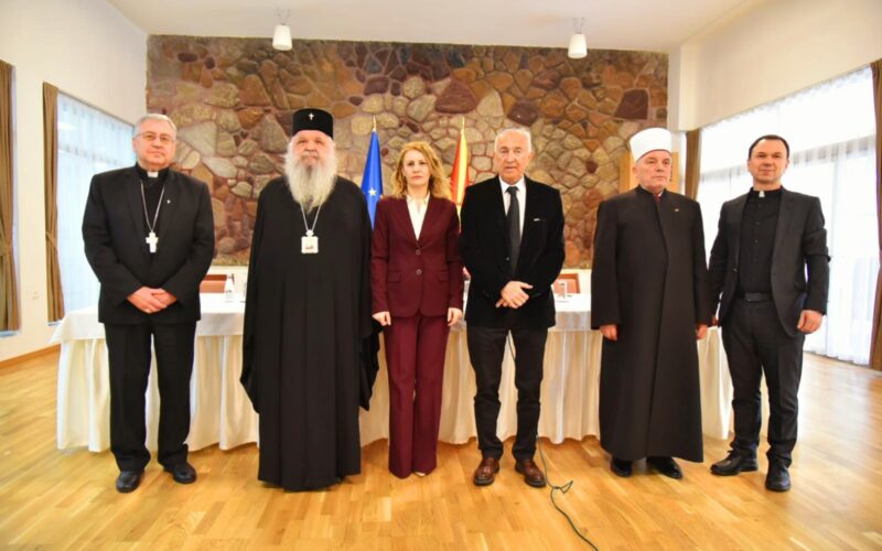 Верските лидери и Комисијата со заедничка осуда за обидот за опожарување на објектот на Еврејската заедница